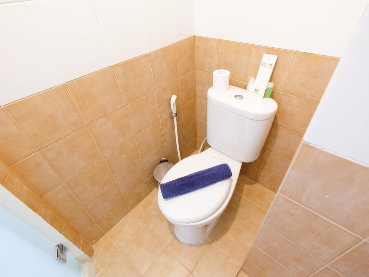 Modern Studio At Green Pramuka City Apartment Near To Shopping Center By Travelio Jakarta Kültér fotó